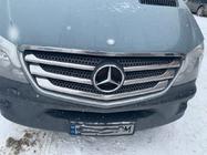 Mercedes Sprinter W906 2006–2018 Rámeček masky chladiče (2013↗, nerez) OmsaLine – italská nerezová ocel fotografie 4