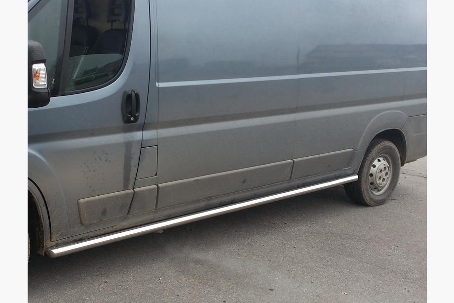 Citroen Jumper 2007–2025 Boční nášlapy – nerezové trubky (2 ks) Dlouhý rozvor, Ø60 Image