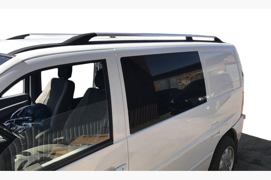 Mercedes Vito W638 1996–2003 Střešní ližiny CHROM Plastové patky Image