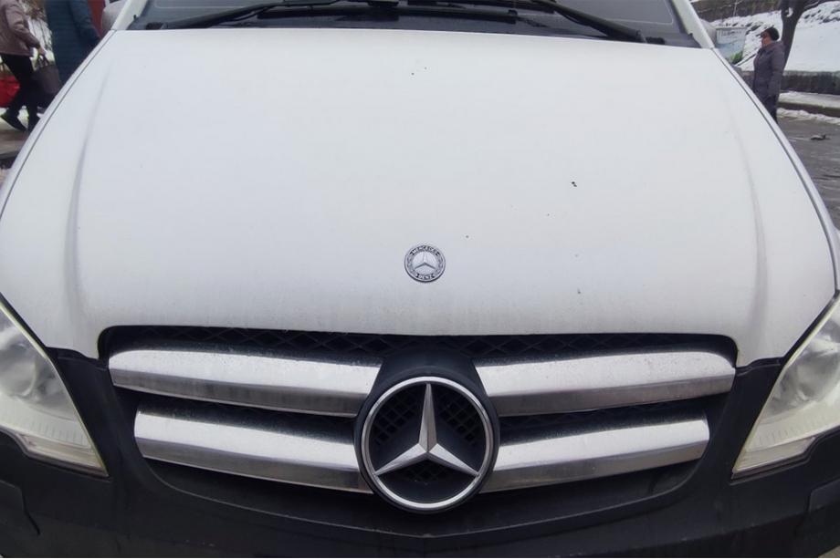 Mercedes Vito W639 2004–2014 Nerezové lišty na masku chladiče 2010-2015 (nerez) Carmos - turecká ocel Fotografie 3
