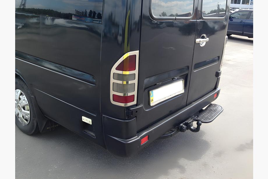 Mercedes Sprinter W901/902/903/904/905 1995–2006 Nerezové kryty zadních světel (2 ks) OmsaLine – italská nerezová ocel Image