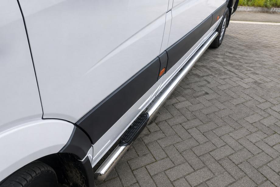 Mercedes Sprinter W906 2006–2018 Boční nášlapy – nerezové trubky (2 ks) d60, střední rozvor Image
