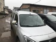 Mercedes Citan 2013–2021 Chromované střešní ližiny Standardní základna, plastové patky fotografie 17