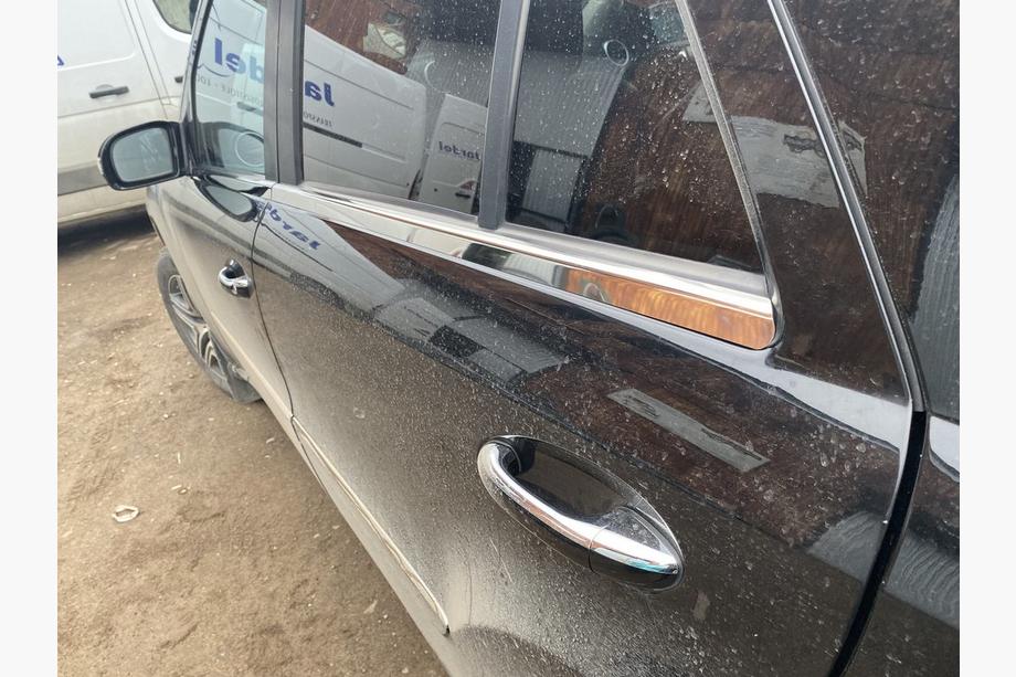 Mercedes ML W164 2005–2011 Vnější okenní lišty (4 ks, nerez) OmsaLine – italská nerezová ocel Fotografie 6