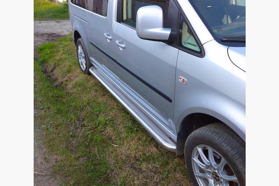 Volkswagen Caddy 2004–2010 Boční nášlapy Premium (2 ks, nerez) Standardní báze, d60 Image