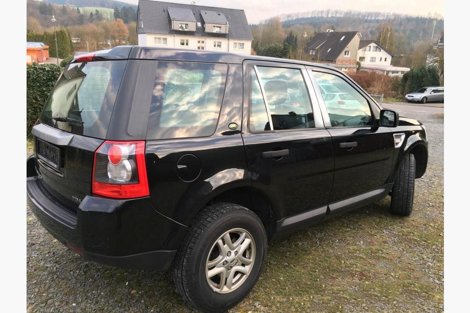 Land Rover Freelander II 2006–2014 Nerezové kryty sloupků dveří (4 ks) Image