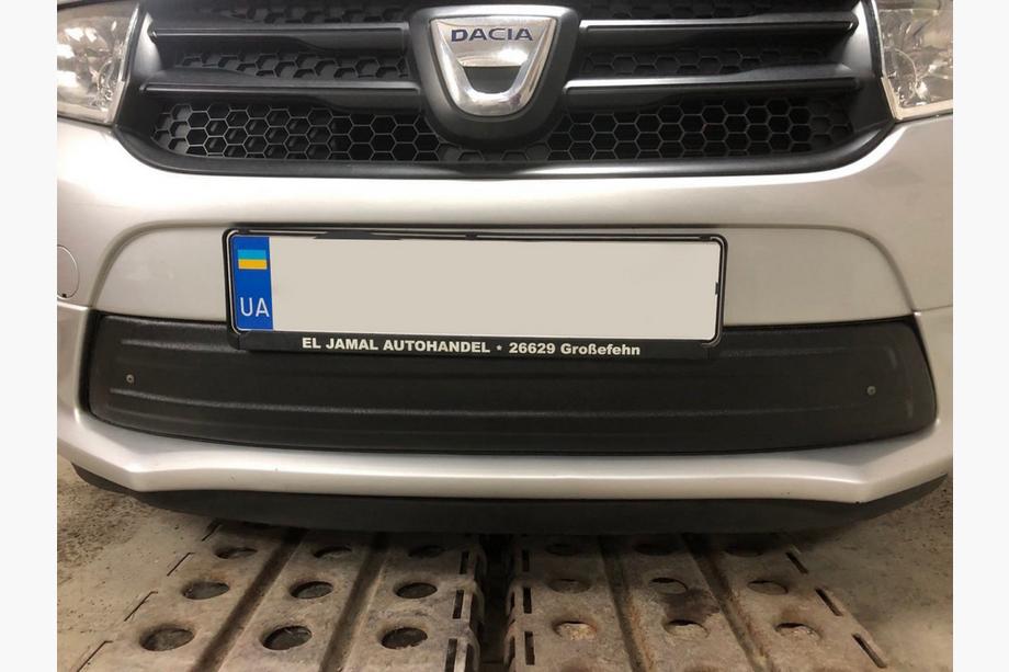Renault Sandero 2013–2022 Zimní spodní kryt masky (2013-2017) Fotografie 2