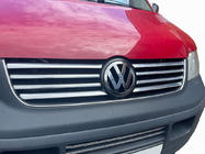 Volkswagen T5 Transporter 2003–2010 Lišty na masku chladiče (8 proužků, nerez) fotografie 1