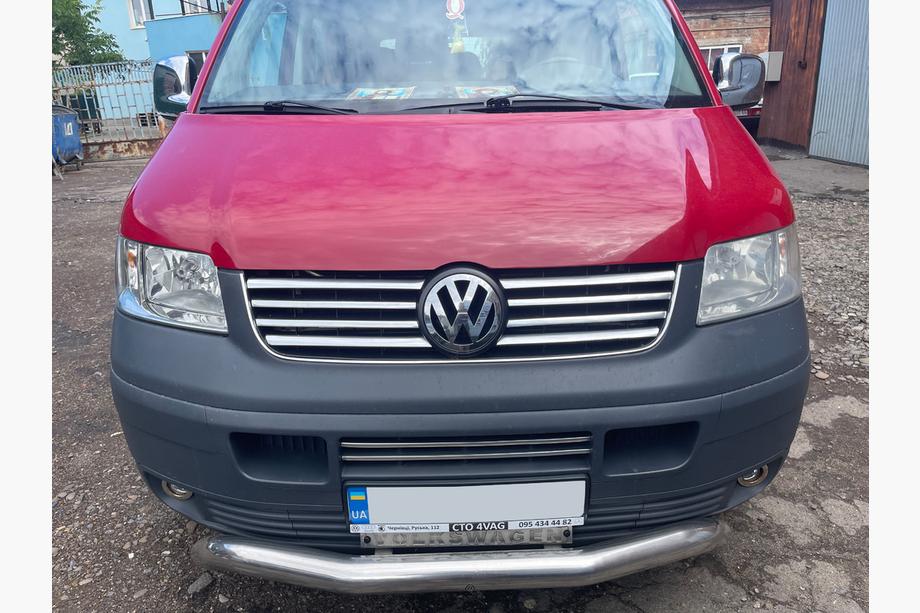 Volkswagen T5 Transporter 2003–2010 Lišty na masku chladiče (8 proužků, nerez) Carmos - turecká ocel Fotografie 3