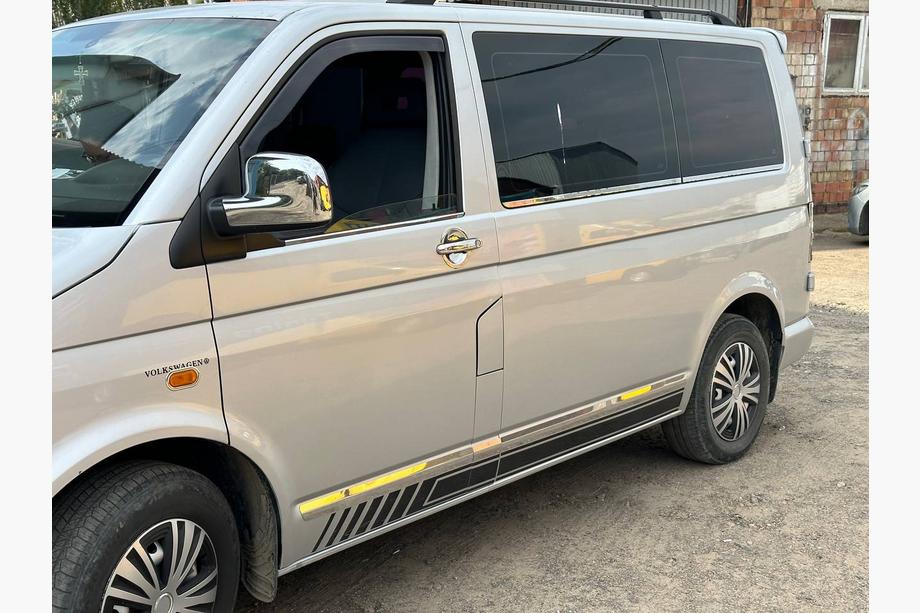 Volkswagen T5 Transporter 2003–2010 Ozdobné lišty oken (2 ks, nerez) OmsaLine – italská nerezová ocel Fotografie 5