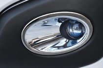 Nissan Qashqai 2010–2014 Chromové rámečky mlhovek s prolisem (2 ks, plast) fotografie 3