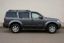 Nissan Pathfinder R51 2005–2014 Nerezové lišty oken (sada 4 ks) Carmos - turecká ocel fotografie 1