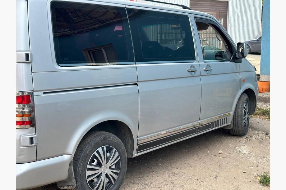 Volkswagen T5 2010–2015 Lišty na dveře (nerez, chrom) 1 dveře, krátká, Carmos – turecká ocel Fotografie 18