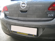 Opel Astra J 2009–2015 Nerezová lišta hrany víka kufru fotografie 2