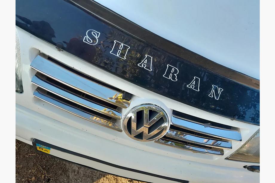 Volkswagen Sharan 1995–2010 Nerezové lišty na masku chladiče 1995-2000, 6 lišt Image