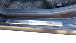 Renault Laguna 2007–2015 Nerezové kryty prahů OmsaLine (4 ks, nerez) fotografie 1