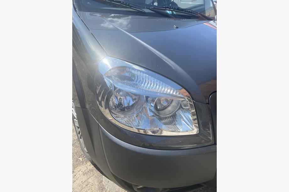 Fiat Doblo I 2005–2010 Rámečky světlometů (2 ks, ocel) Carmos - turecká ocel Fotografie 3