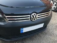Volkswagen Caddy 2010–2015 Nerezové lišty na masku chladiče (2 ks) OmsaLine – italská nerezová ocel fotografie 1