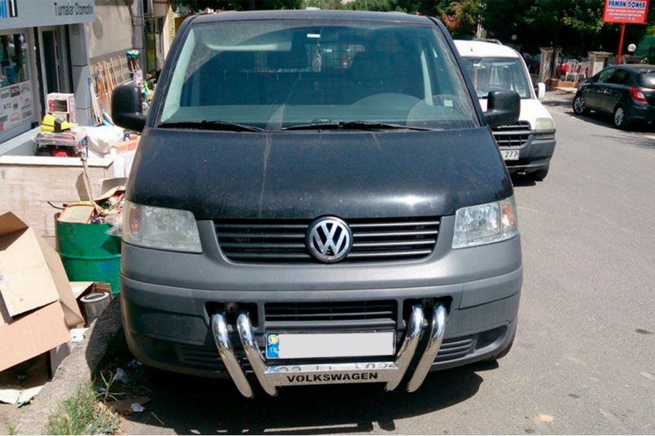 Volkswagen T5 Transporter 2003–2010 Nerezový bullbar ST006-04 „Nozdry“ Fotografie 3
