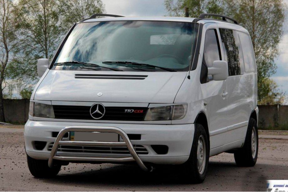 Mercedes Vito W638 1996–2003 Bullbar WT022 (nerez) Fotografie 3