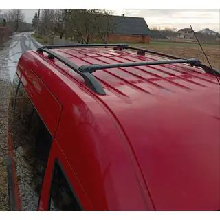 Černé střešní ližiny