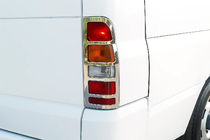 Ford Transit 2000–2014 Nerezové kryty zadních světel (2 ks) fotografie 1