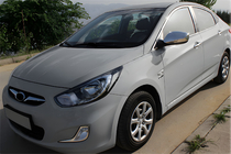 Hyundai Accent 2011–2017 Chromové kryty zpětných zrcátek bez výřezu pro blinkr (2 ks) fotografie 1