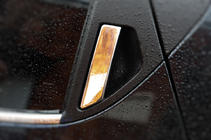 Nissan Juke 2010–2019 Chromové kryty klik dveří (4 ks) Bez čipu, OmsaLine – italská nerezová ocel fotografie 3