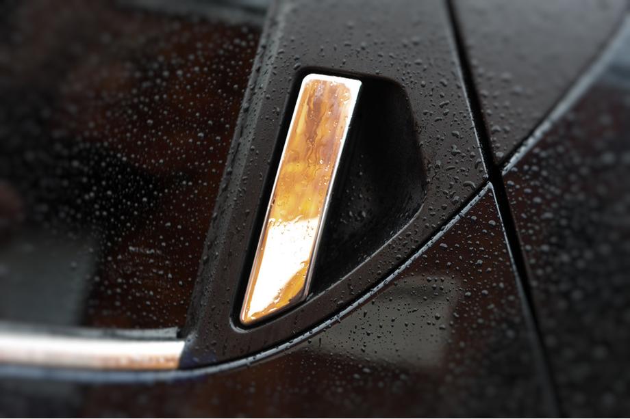 Nissan Juke 2010–2019 Chromové kryty klik dveří (4 ks) Místo pro čip, OmsaLine – italská nerezová ocel Fotografie 3