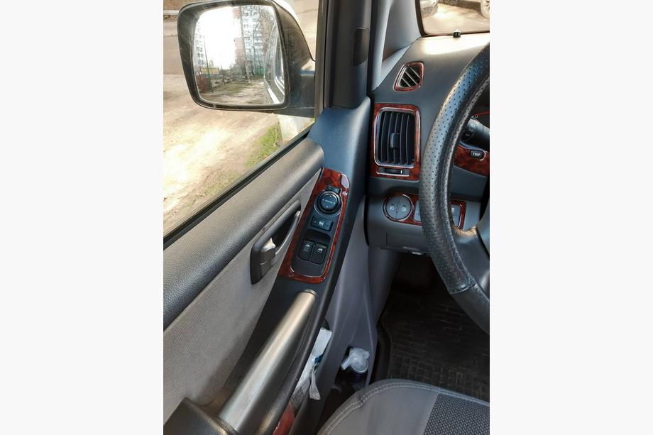 Hyundai H300, H1, Starex 2008–2020 Kryty na palubní desku (velká sada) Karbon Fotografie 6