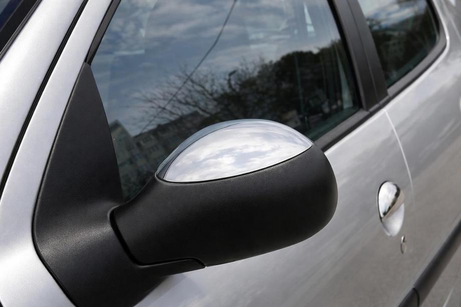 Peugeot 206 1998–2024 Chromové kryty zpětných zrcátek (2 ks) Image