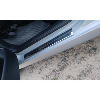 Nerezové kryty prahů Carmos (4 ks) Peugeot 207 2006–2014 fotografie 4
