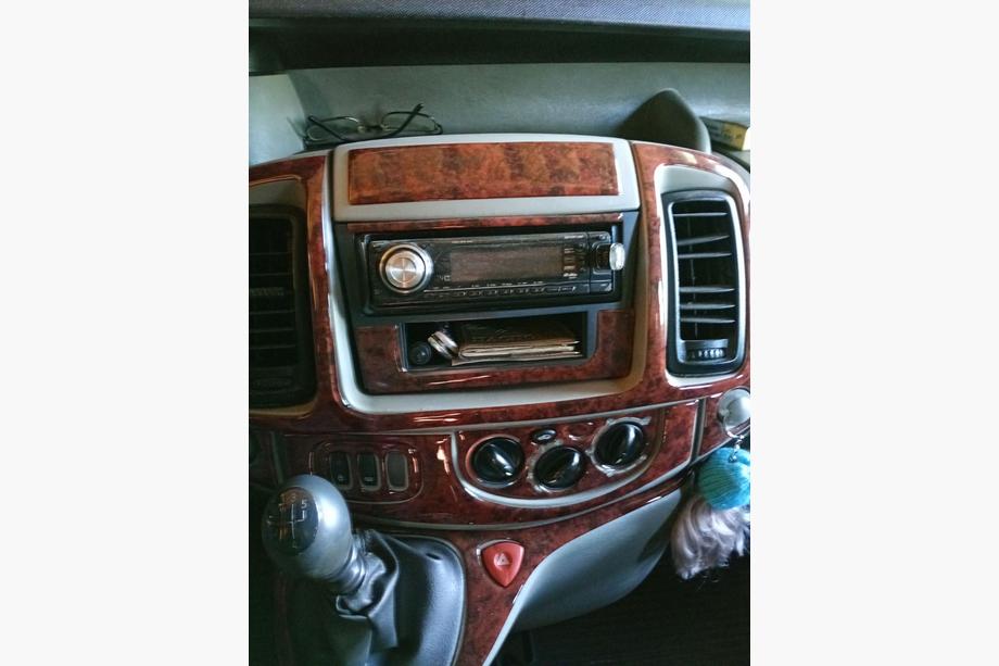 Opel Vivaro 2001–2015 Kryt palubní desky (velká sada) Fotografie 11