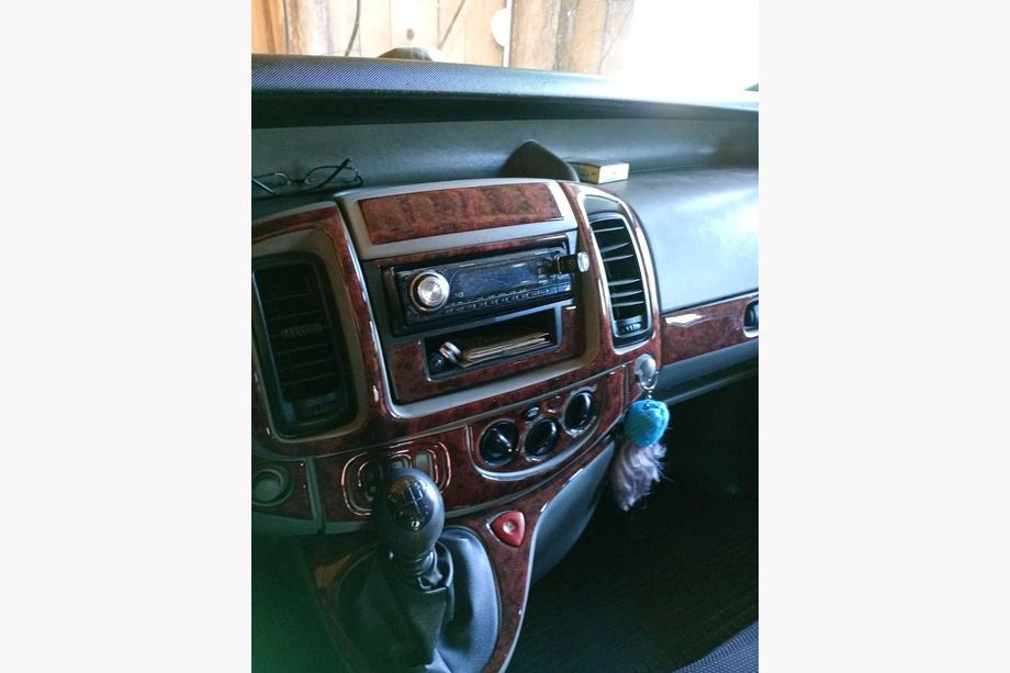 Opel Vivaro 2001–2015 Kryt palubní desky (velká sada) Fotografie 12