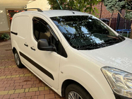Peugeot Partner Tepee 2008–2018 Černé střešní ližiny fotografie 3