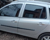 Renault Clio III 2005–2012 Nerezové kryty dveřních klik 2 ks, Carmos – turecká ocel (bez otvorů) fotografie 1