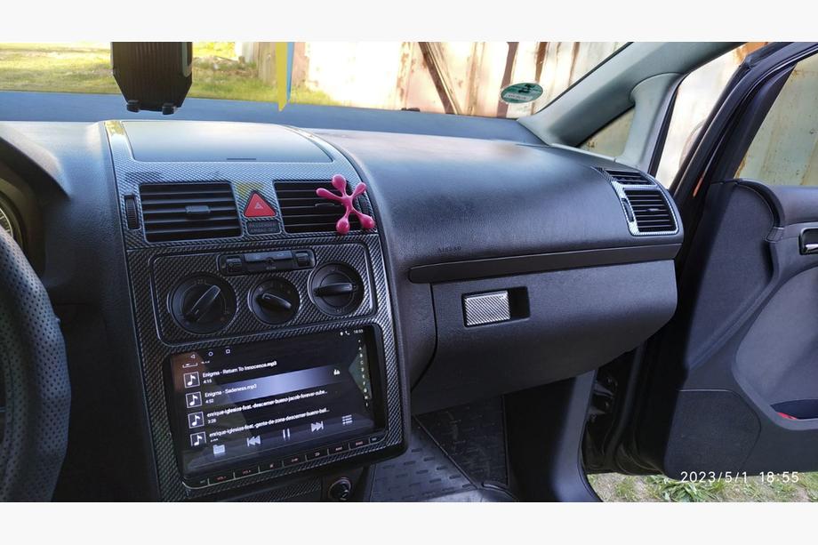 Volkswagen Touran 2003–2010 Kryty palubní desky Fotografie 11
