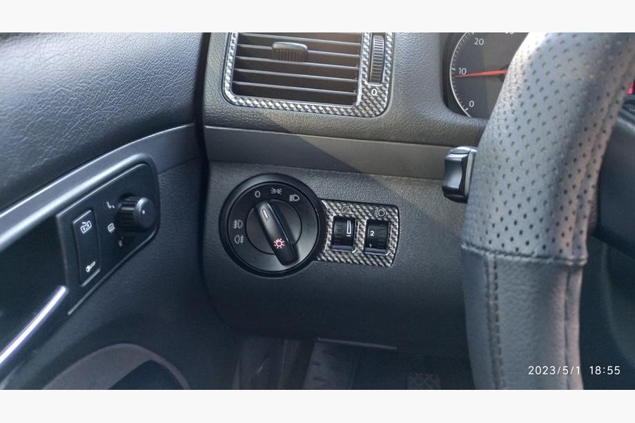 Volkswagen Touran 2003–2010 Kryty palubní desky Fotografie 14