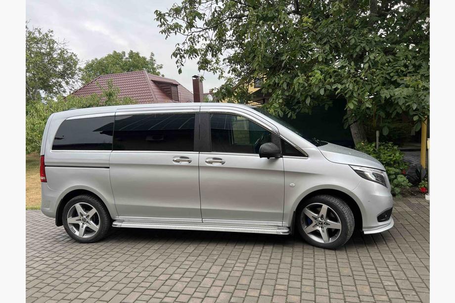 Mercedes Vito/V-class W447 2014– Boční nášlapy Maya V2 (2 ks, hliník) Krátká (Short) a střední (Long) Fotografie 2