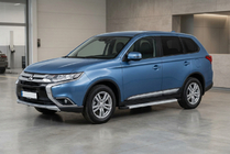Mitsubishi Outlander 2012–2021 Boční nášlapy Maya V2 (2 ks, hliník) fotografie 1