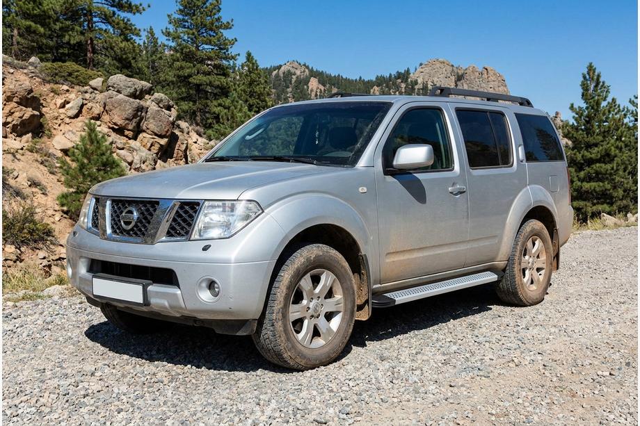 Nissan Pathfinder R51 2005–2014 Boční nášlapy Maya V2 (2 ks, hliník) Image