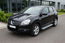 Nissan Qashqai 2007–2010 Boční nášlapy Maya V2 (2 ks, hliník) fotografie 1