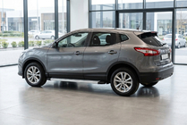 Nissan Qashqai 2014–2021 Boční prahy Maya V2 (2 ks, hliník) fotografie 1