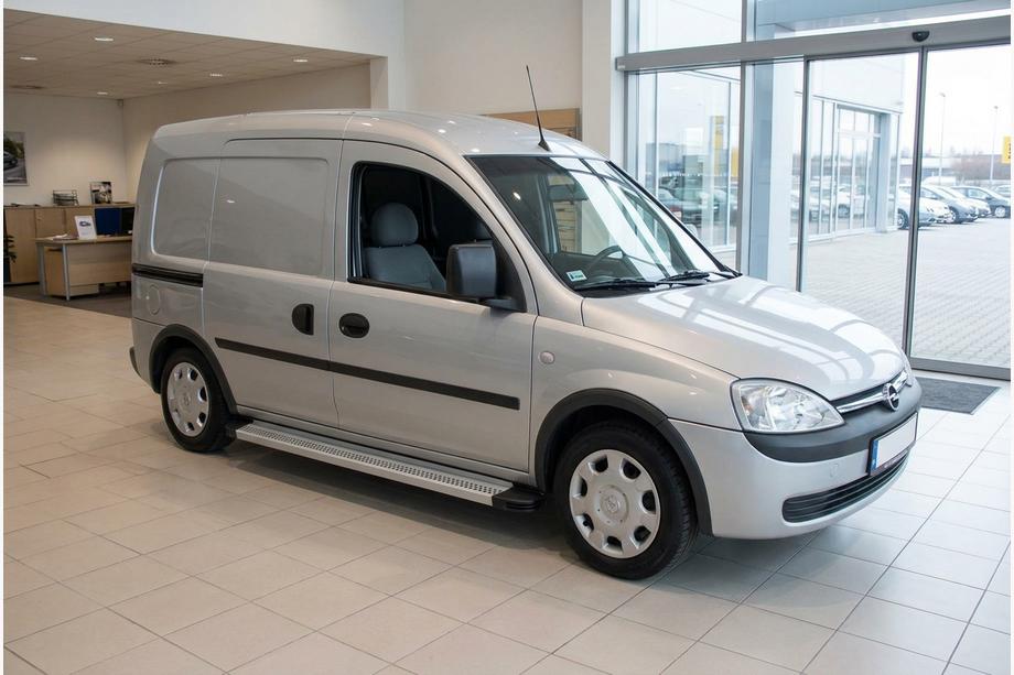 Opel Combo 2002–2012 Boční nášlapy Maya V2 (2 ks, hliník) Image