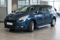 Peugeot 5008 2009–2016 Boční nášlapy Maya V2 (2 ks, hliník) fotografie 1
