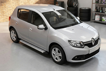 Renault Sandero 2013–2022 Boční nášlapy Maya V2 (2 ks, hliník) fotografie 1