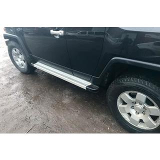 Boční nášlapy Maya V2 (2 ks, hliník) Toyota FJ Cruiser 2006–2022 fotografie 3