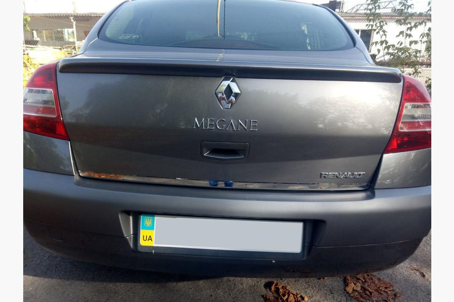 Renault Megane II 2004–2009 Nerezová lišta na hranu víka kufru Fotografie 4