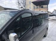 Renault Trafic 2001–2015 Chromované střešní ližiny Dlouhé, plastové patky fotografie 9