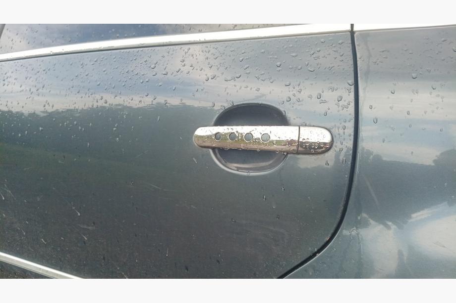 Skoda Citigo 2011–2020 Chromové kryty dveřních klik s otvory (4 ks, nerez) OmsaLine – italská nerezová ocel Fotografie 5